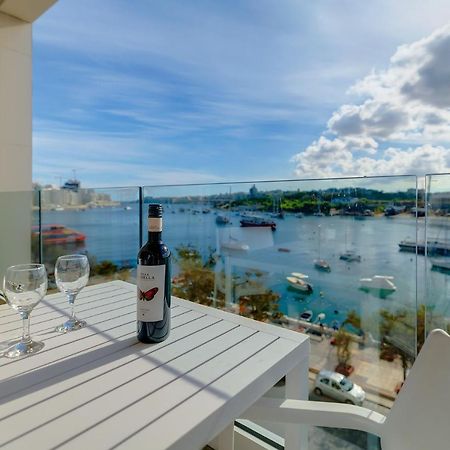 Superlative Apartment With Valletta And Harbour Views Sliema Exterior foto