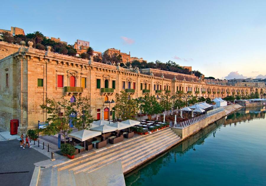 Superlative Apartment With Valletta And Harbour Views Sliema Exterior foto
